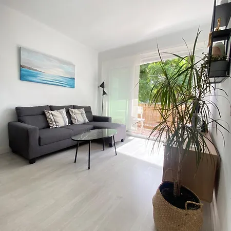 Sunny Near The Beach. Apartment Rincon de la Victoria